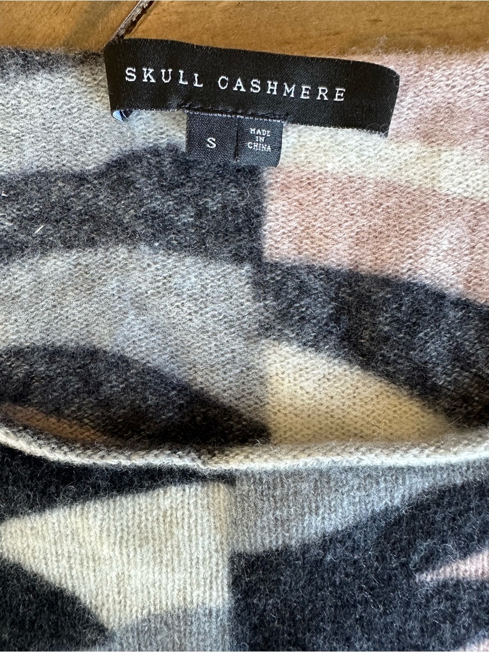 Skull Cashmere Scout Camo Sweater Pink Gray Streetwear Whimsigoth Relaxed Small - Picture 6 of 8